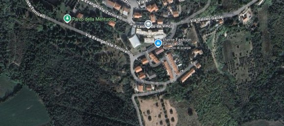 5 rooms Apartment in Fermo, Italy No. 93873 4