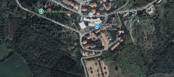 5 rooms Apartment in Fermo, Italy No. 93873 7