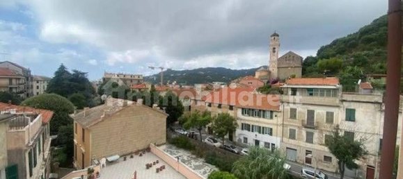 4 Schlafzimmer Wohnung in Albisola Superiore, Italy, Nr. 286413 8