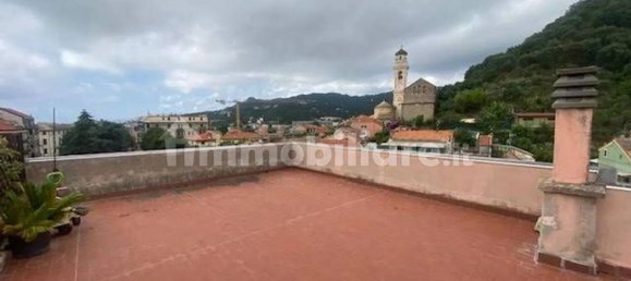 4 Schlafzimmer Wohnung in Albisola Superiore, Italy, Nr. 286413 2