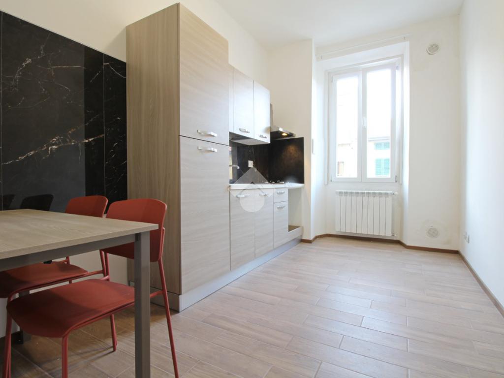 2 bedrooms Apartment in Prato, Italy No. 272073