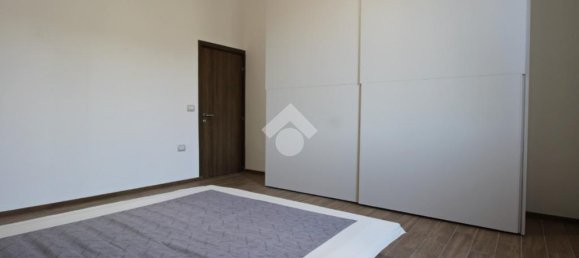 2 bedrooms Apartment in Prato, Italy No. 272073 10