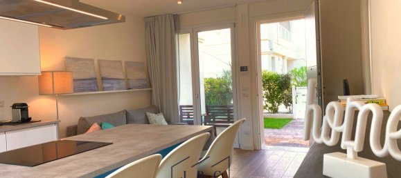 2 bedrooms Apartment in Jesolo, Italy No. 314074 9