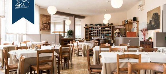 15 bedrooms Hotel in Livorno, Italy No. 370940 24