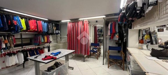 Gewerbliche Immobilie in Rapallo, Italy 190m², Nr. 357006 7