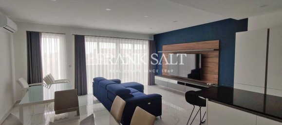 2 bedrooms Penthouse in Gzira, Malta No. 7259 3
