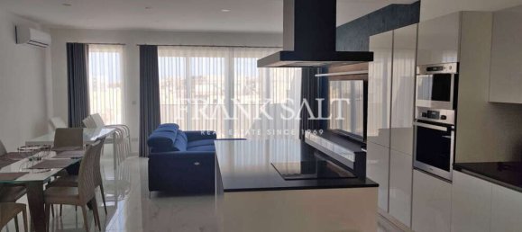 2 bedrooms Penthouse in Gzira, Malta No. 7259 2