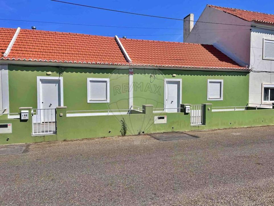 3 bedrooms House in Santarem, Portugal No. 243408