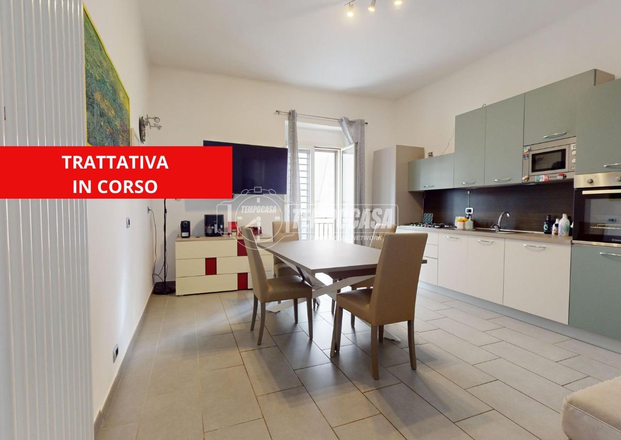 3-salle Maison à Bari, Italy No. 148184