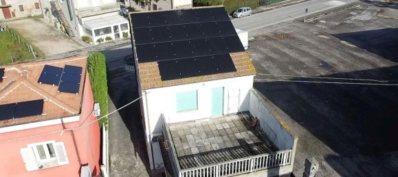 5 rooms House in Masi Torello, Italy No. 169655 23