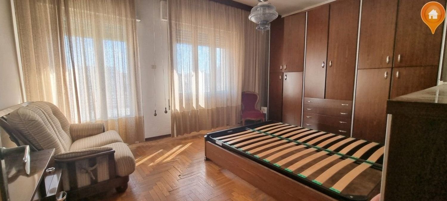 5 rooms House in Masi Torello, Italy No. 169655