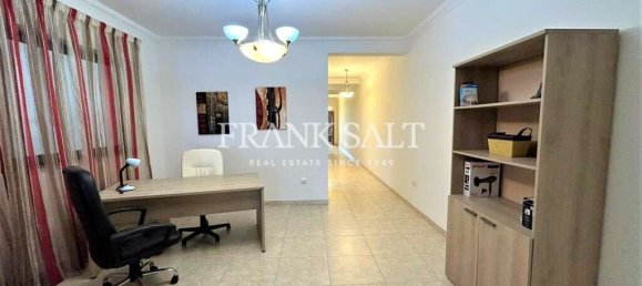 3 bedrooms Apartment in Sliema, Malta No. 3262 13