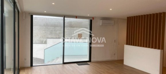 4 chambres Maison à Vila Nova de Gaia, Portugal No. 139948 8