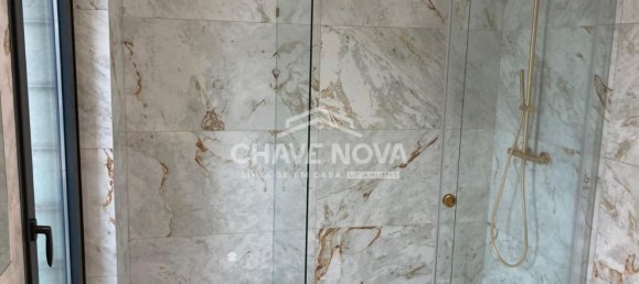 4 chambres Maison à Vila Nova de Gaia, Portugal No. 139948 23