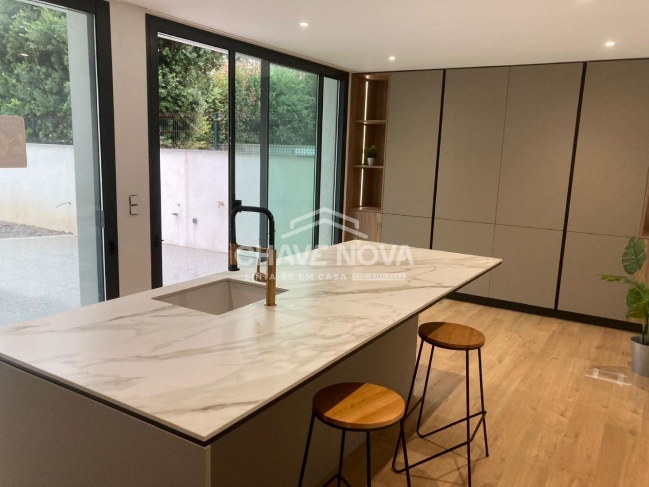 4 chambres Maison à Vila Nova de Gaia, Portugal No. 139948