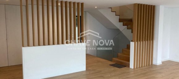 4 chambres Maison à Vila Nova de Gaia, Portugal No. 139948 10