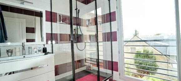 3 bedrooms House in Aulnay-sous-Bois, France No. 311794 9