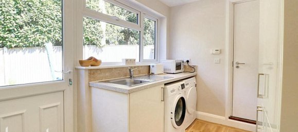 4 bedrooms House in Tatsfield, United Kingdom No. 4731 14