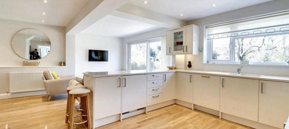 4 bedrooms House in Tatsfield, United Kingdom No. 4731 5