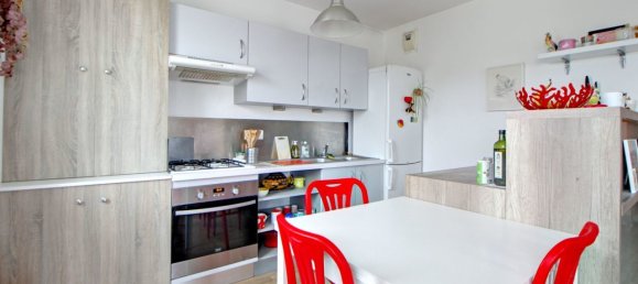 3 bedrooms Apartment in Ecquevilly, France No. 166531 3