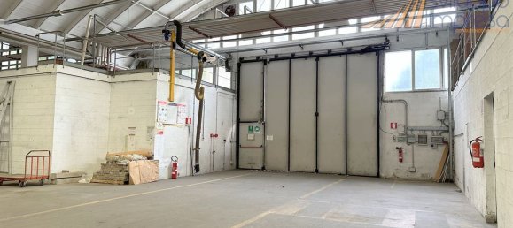 Склад 2100м² в Брессо, Италия № 70807 21