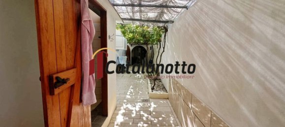 Вилла с 6 спальнями в Кастельветрано, Италия № 381696 24