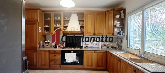 Вилла с 6 спальнями в Кастельветрано, Италия № 381696 15