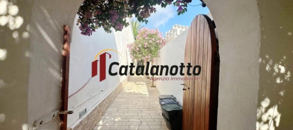 Вилла с 6 спальнями в Кастельветрано, Италия № 381696 21