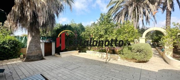 Вилла с 6 спальнями в Кастельветрано, Италия № 381696 27