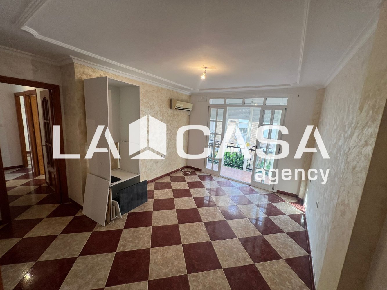 Apartamento de 3 dormitorios en Andalucía, Spain No. 134094