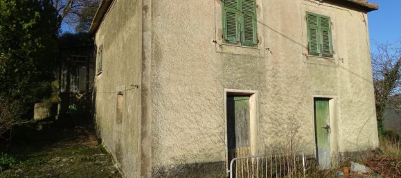 Дом с 6 комнатами в Сестри Леванте, Италия № 185459 2