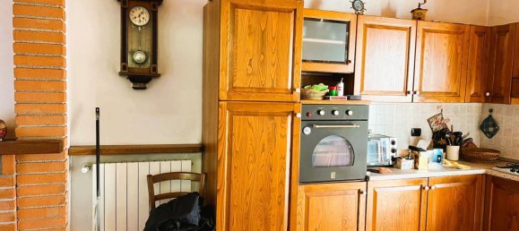 3-Zimmer Haus in Pistoia, Italy, Nr. 273813 2