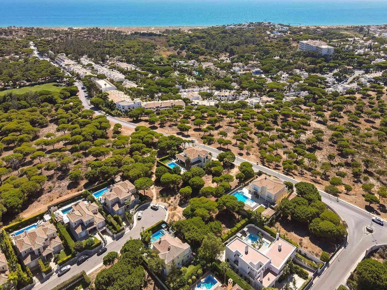 960m² Land in Almancil, Portugal No. 71595