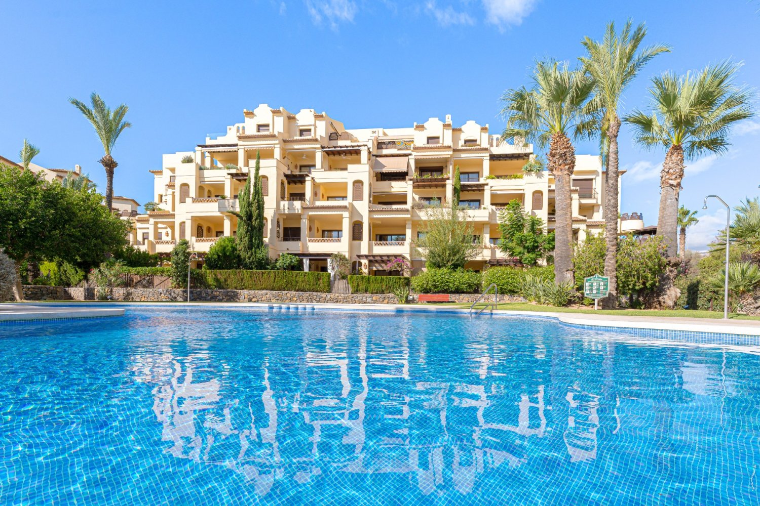 Apartamento de 3 dormitorios en Altea, Spain No. 169127
