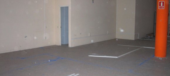 140m² Commercial property in Barcelona, Spain No. 75928 14