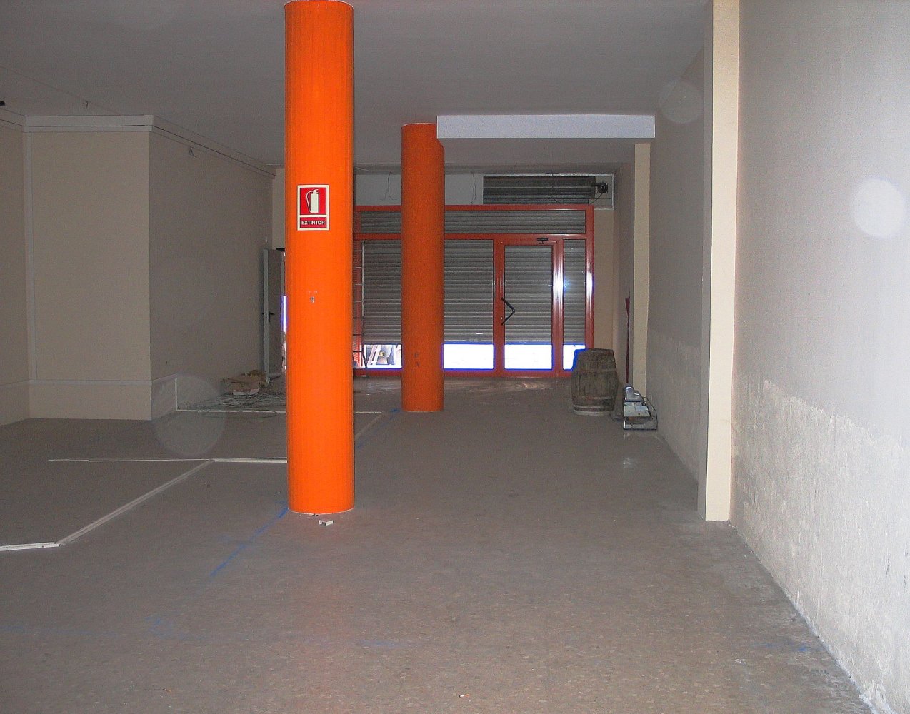 140m² Commercial property in Barcelona, Spain No. 75928