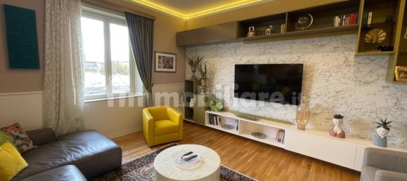 3 chambres Appartement à Messina, Italy No. 51410 8