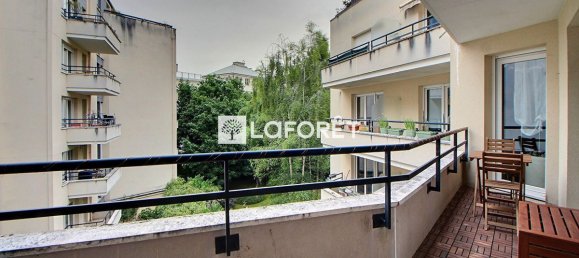 3 chambres Appartement à Suresnes, France No. 325295 2
