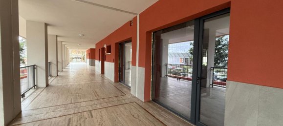 Gewerbliche Immobilie in Pieve Emanuele, Italy 55m², Nr. 364794 2