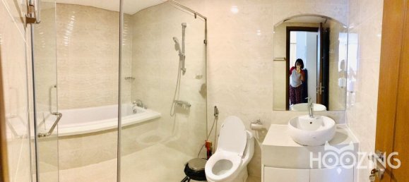 Apartamento de 2 dormitorios en Binh Thanh, Vietnam No. 17809 12