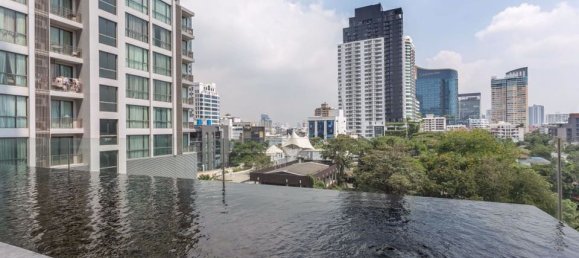 Condominio de 2 dormitorios en Quattro by Sansiri Bangkok, Thailand No. 32574 3