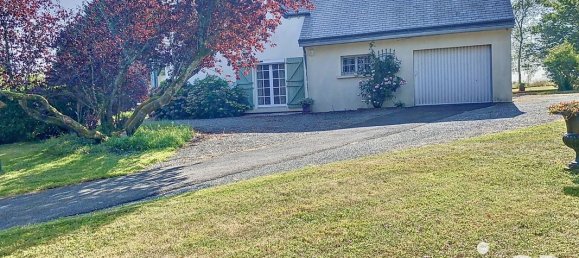 5 bedrooms House in Saint-Antoine-du-Rocher, France No. 253825 3