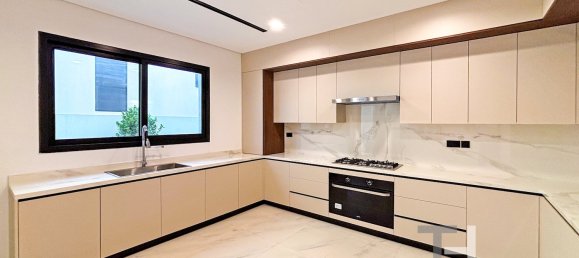 5 bedrooms Villa in Jumeirah Park, UAE No. 94413 22