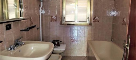 4 rooms House in Scerni, Italy No. 225637 15