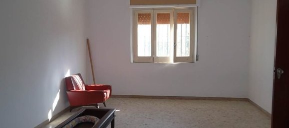 4 rooms House in Scerni, Italy No. 225637 13