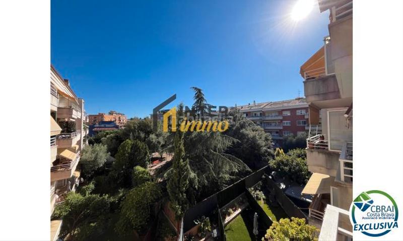 4 bedrooms Apartment in Figueres, Spain No. 277239