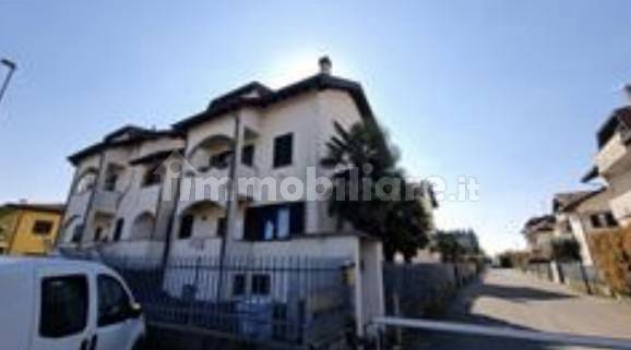 2 chambres Appartement à Arconate, Italy No. 296776