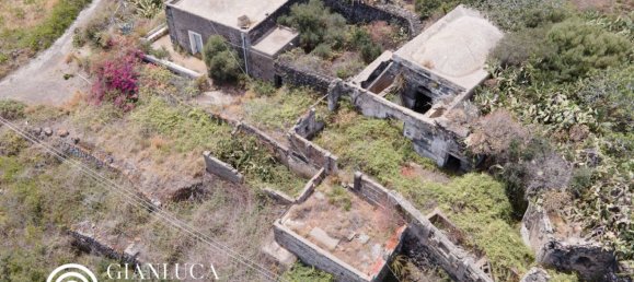 Casa de 1 dormitorio en Pantelleria, Italy No. 303920 3