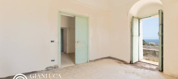 Casa de 1 dormitorio en Pantelleria, Italy No. 303920 10