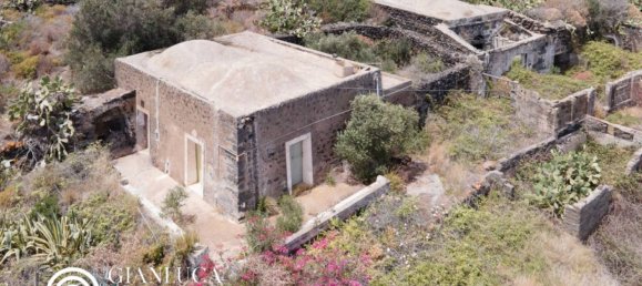 Casa de 1 dormitorio en Pantelleria, Italy No. 303920 6